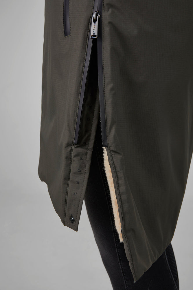 
                  
                    PIKEUR Regenmantel „Raincoat“, 8022 Sports
                  
                