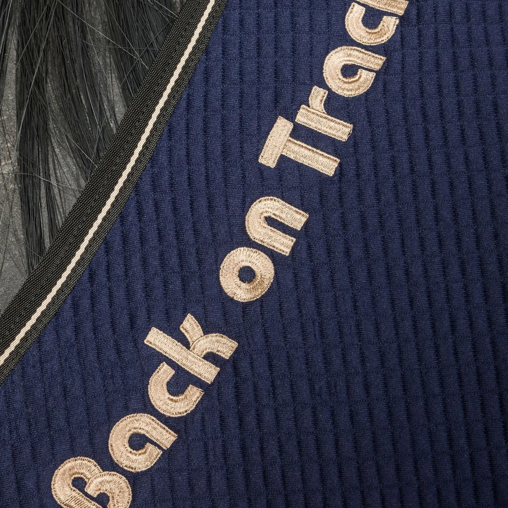
                  
                    Back on Track Abschwitzdecke „Quick Cooler“
                  
                